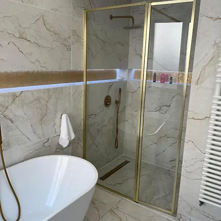 Calaisfornia House - Magnifique Maison Proche Plage - 6 Feriehus Calais